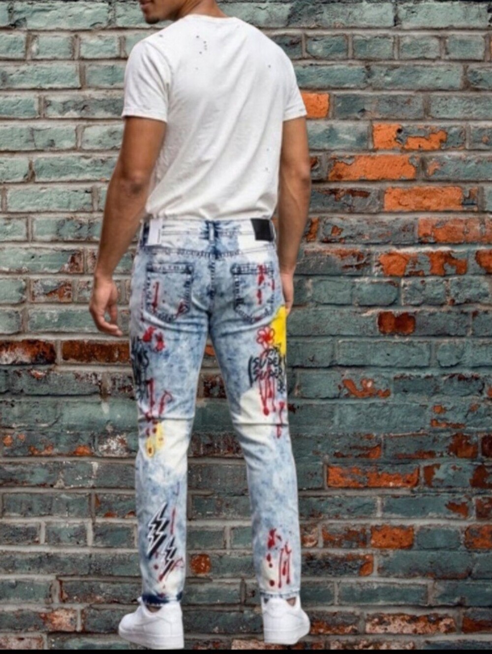 Rue21 Unisex Premium Flex Graffiti Jeans - Picture 4 of 16